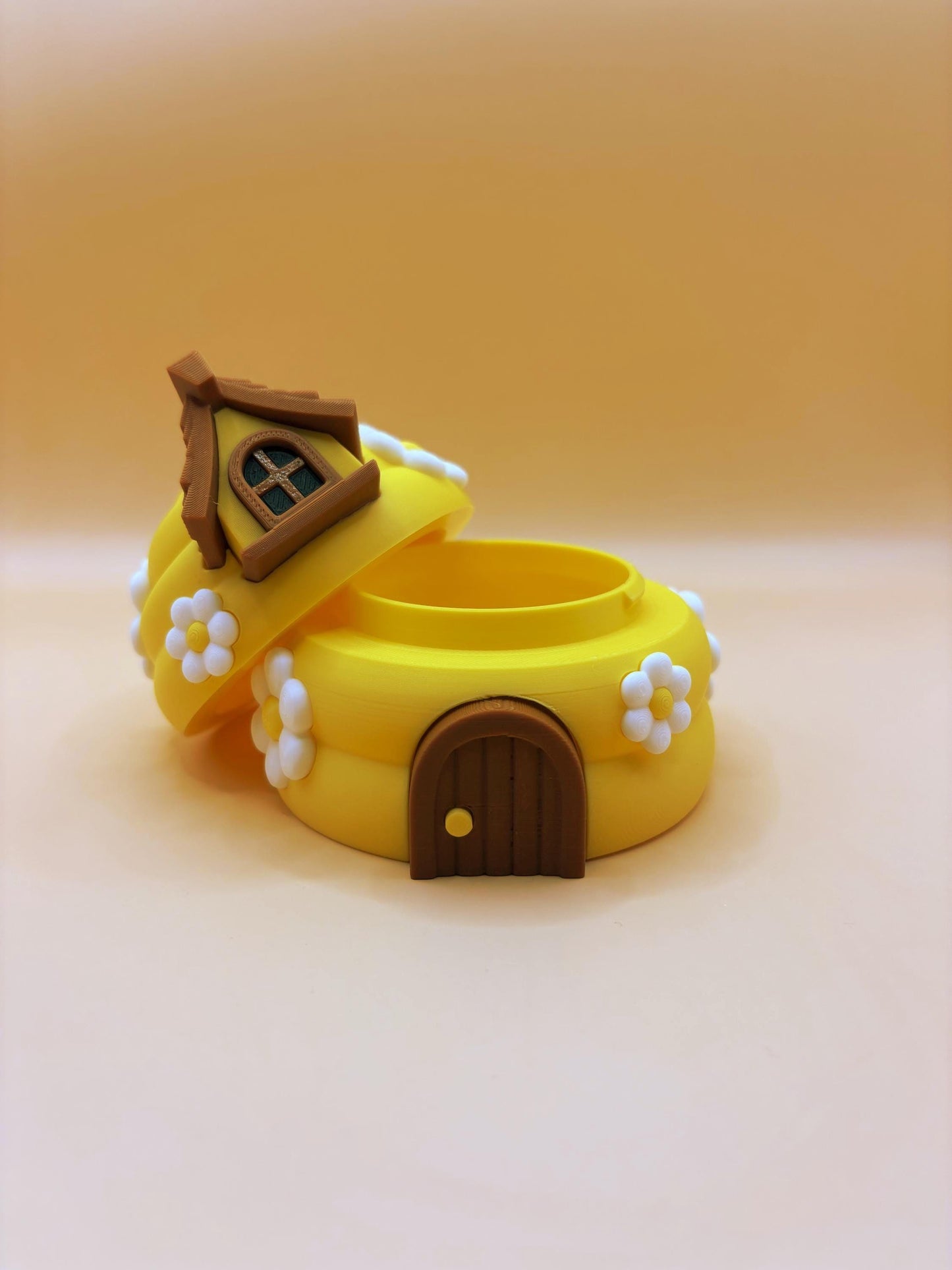 Beatrice the Mini Articulated Bee – With Optional Beehive Home!