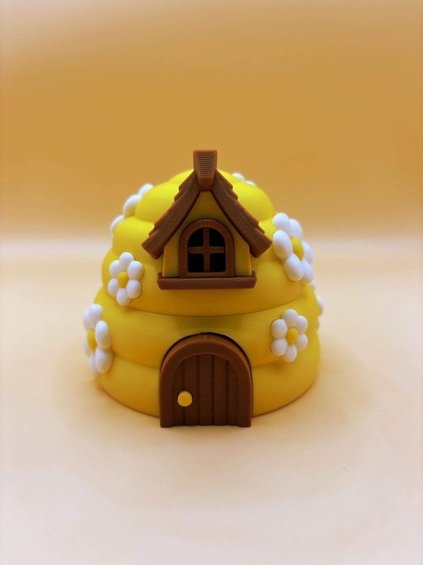 Beatrice the Mini Articulated Bee – With Optional Beehive Home!