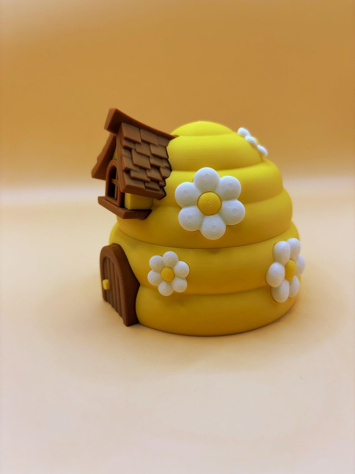 Beatrice the Mini Articulated Bee – With Optional Beehive Home!
